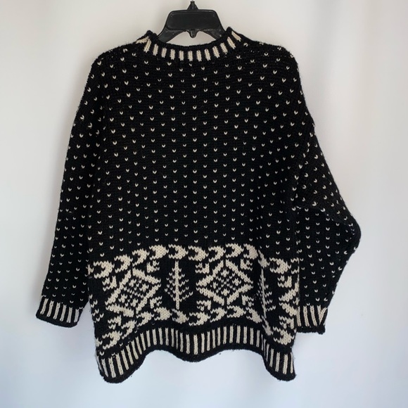 100% wool knit sweater black and white size xl - Picture 2 of 7